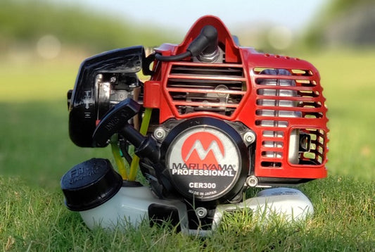Maruyama B300L Straight Shaft String Trimmer
