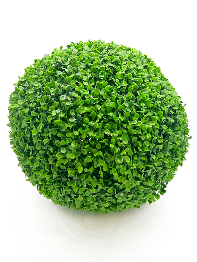 Tideline Naturescapes 15" Boxwood Ball
