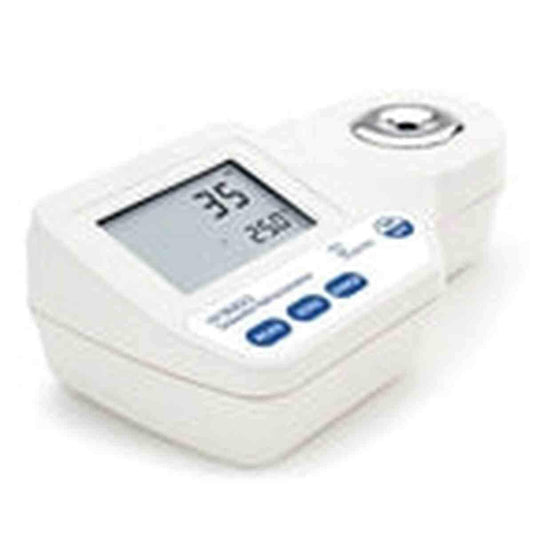 Hanna Digital Refractometer for Seawater Analysis - HI96822 Hanna Instruments
