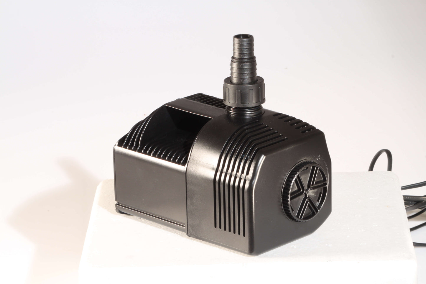 Syncra Pro Aquarium Pump 1500gph