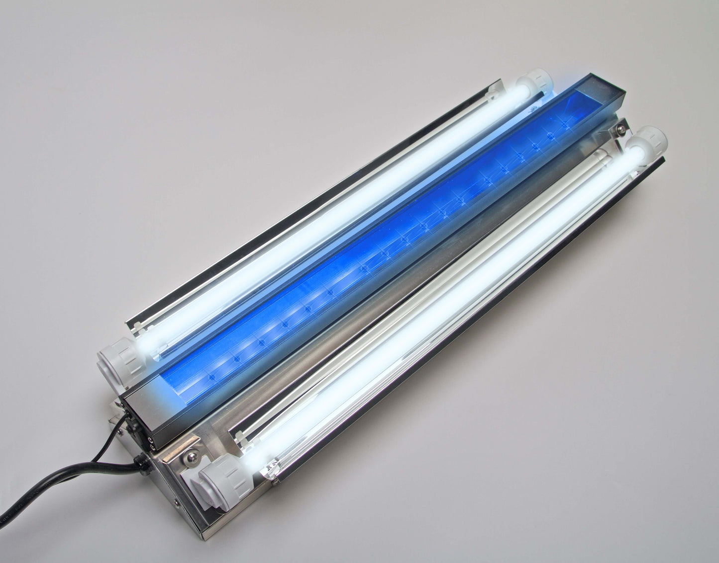 Supra Dual T5 Fixture 24"